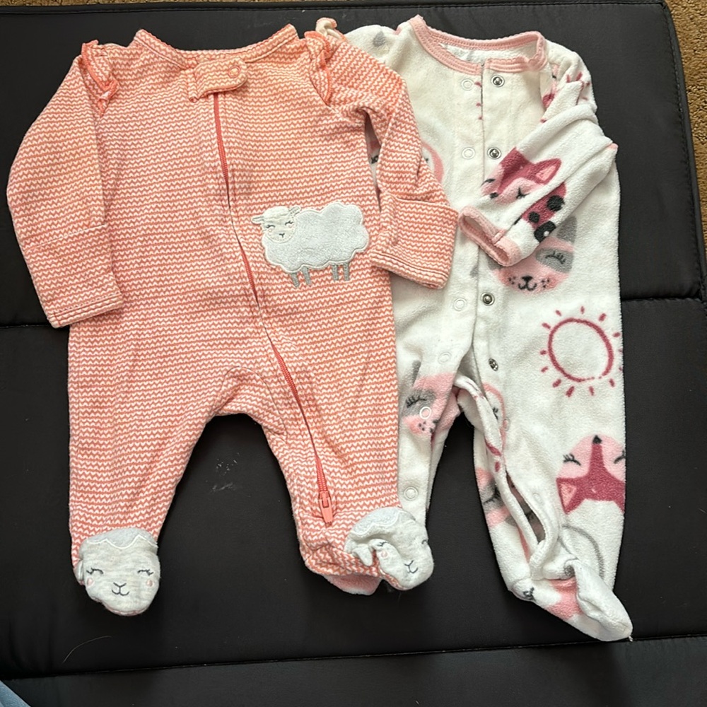 2 carters newborn footsie pjs for winter